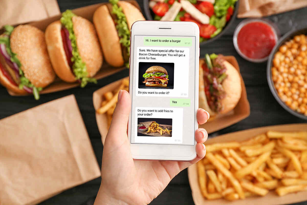 உணவு தரம் குறித்து வாட்ஸ் ஆப்பில் புகார் தெரிவிக்கலாம்